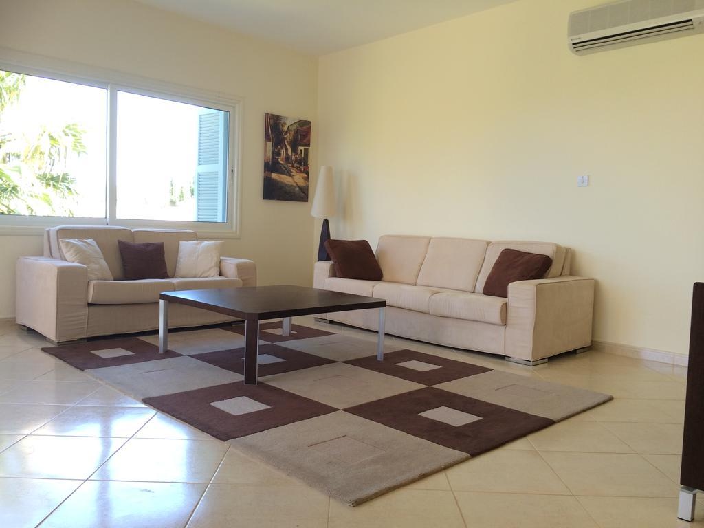 Villa Riverside Polis 部屋 写真